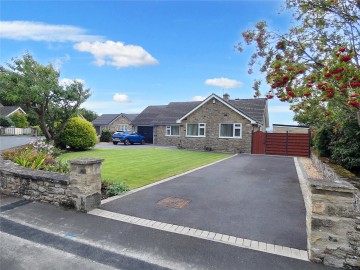 image of Cliff Drive, Leyburn