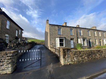 image of Burtersett Road, Hawes