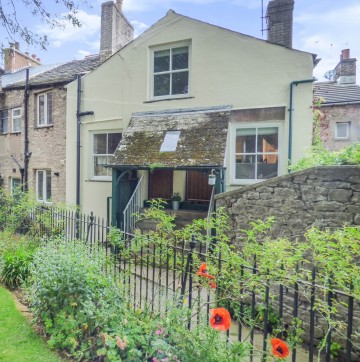 image of Church Walk, Kirkby Stephen