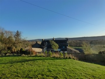 image of Wesnley Station, Preston Under Scar